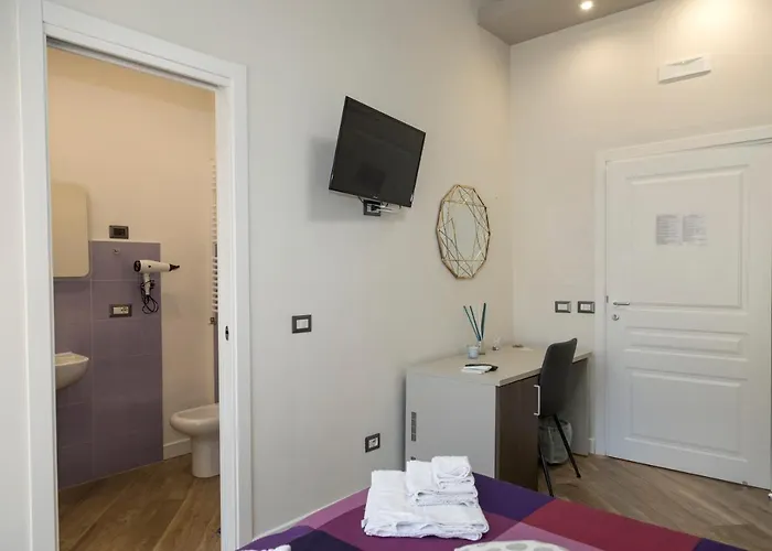 Garibaldi Отель Неаполь