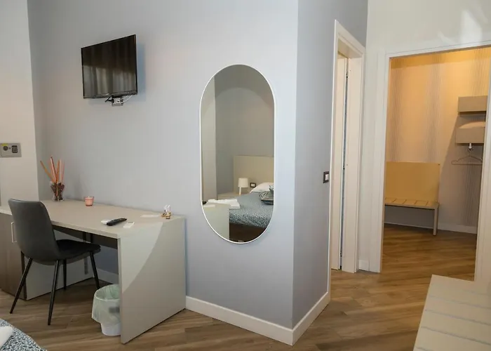 Garibaldi 2* Неаполь