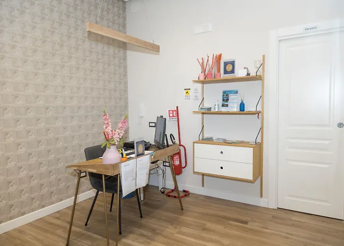 Garibaldi Отель