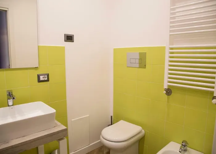 Garibaldi Отель Неаполь