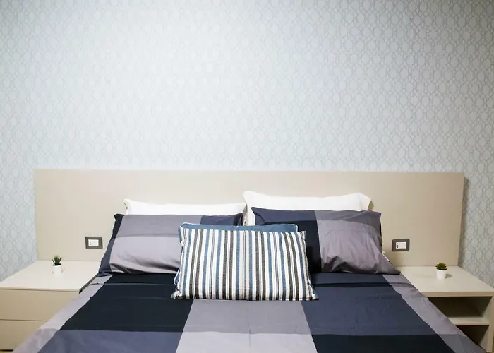 Garibaldi Отель