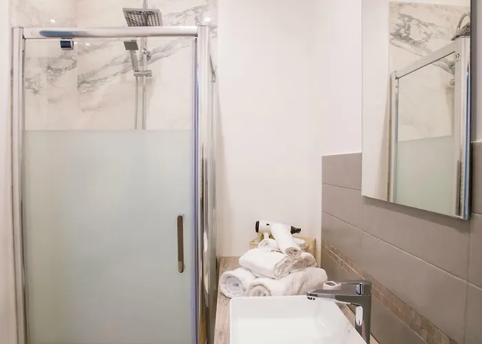 Garibaldi Отель