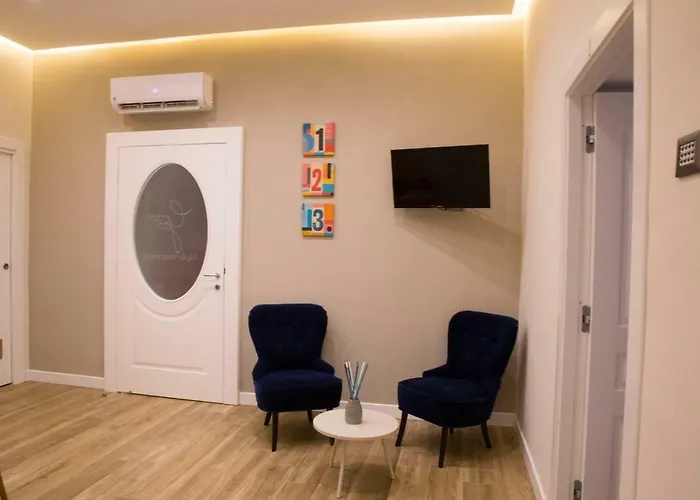 Garibaldi 2* Неаполь