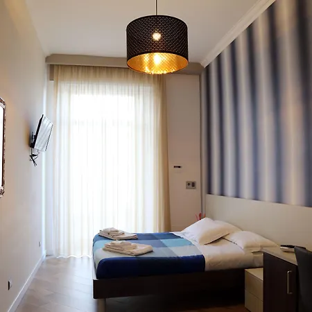 Garibaldi Hotel Nápoles